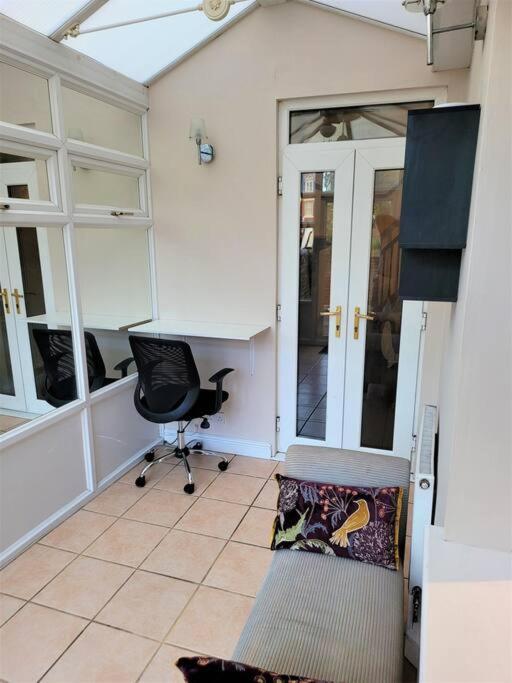Nice 4-Bedroom Vacation Home With Indoor Fireplace Wellington  Extérieur photo